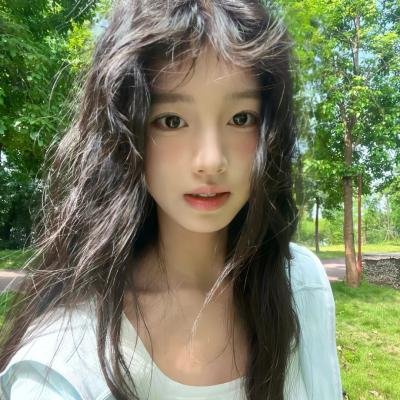 不可爱的她